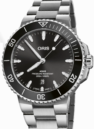Aquis Date Black - Bracelet - 41.5mm - Ref. 01 733 7787 4154-07 8 22 04PEB