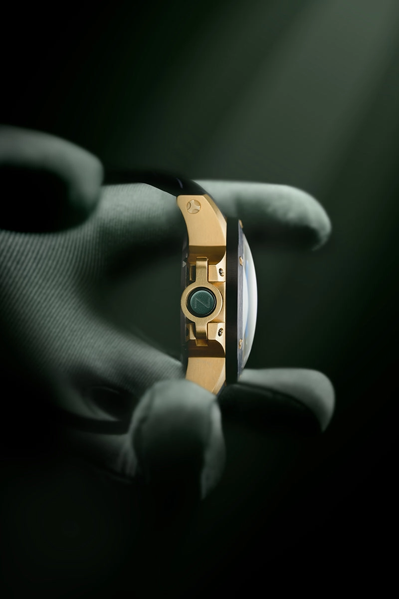 Carbon Gold