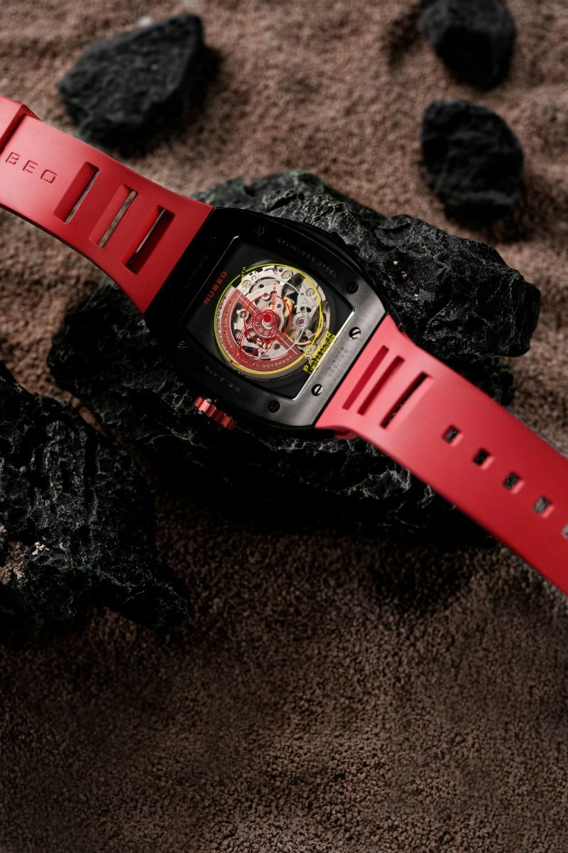 Carbon Red