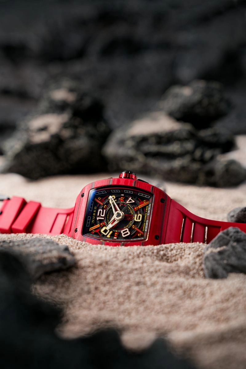Carbon Red