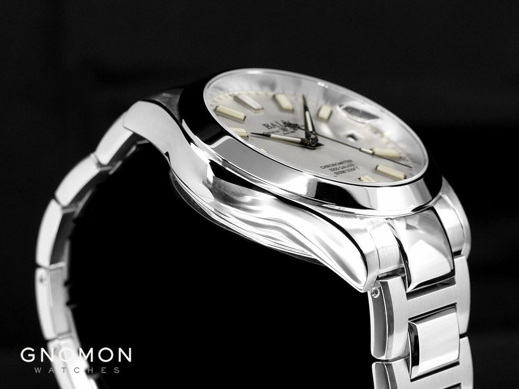 Engineer III Marvelight Chronometer White Ref. NM9026C-S6CJ-WH - 904L Steel