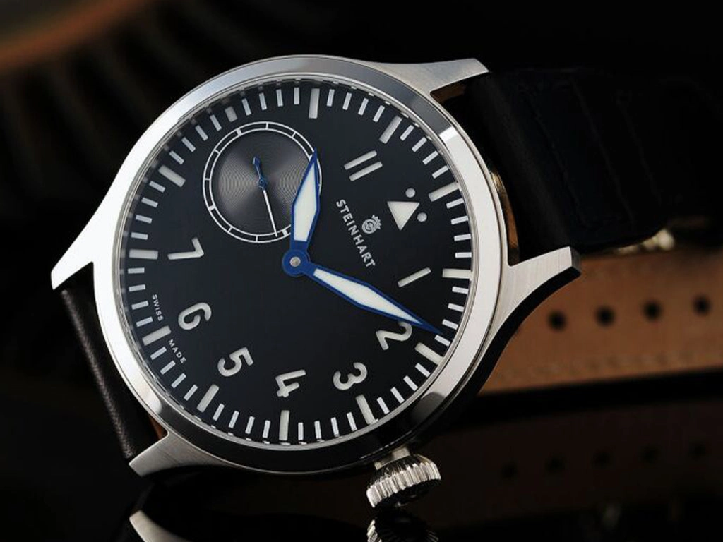 Nav B-Uhr 47 ST1 Premium Gold