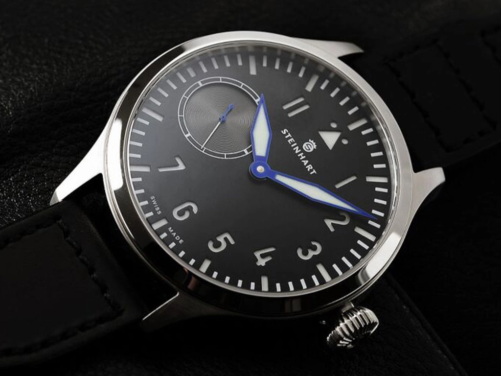 Nav B-Uhr 47 ST1 Premium Gold