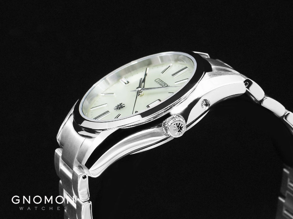 The Citizen Eco-Drive Sunray Silver Ref. AQ4080-52A