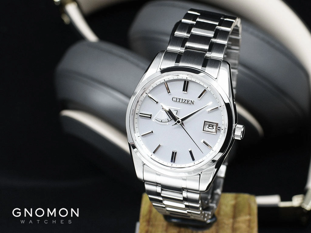 The Citizen Eco-Drive White Ref. AQ1010-54A