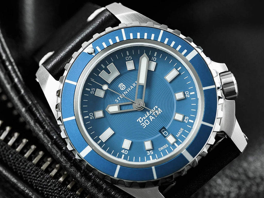 Triton 300 Blue