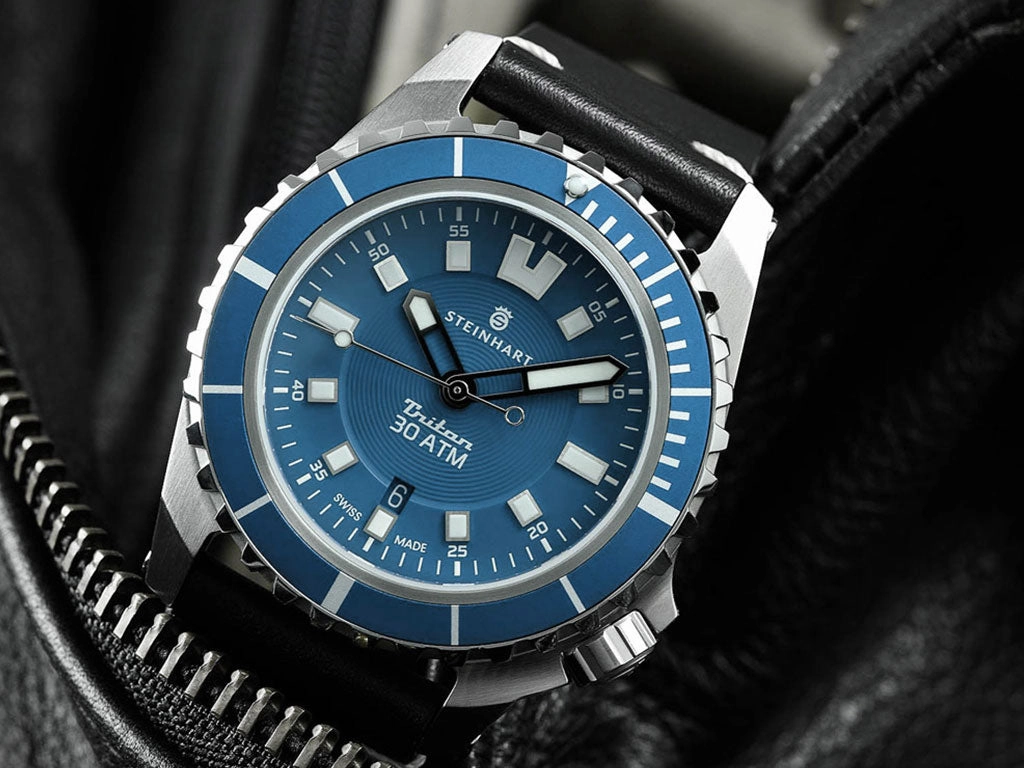 Triton 300 Blue