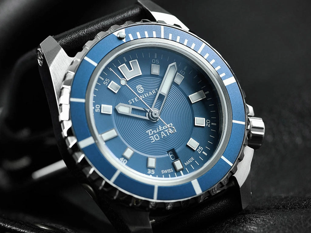Triton 300 Blue