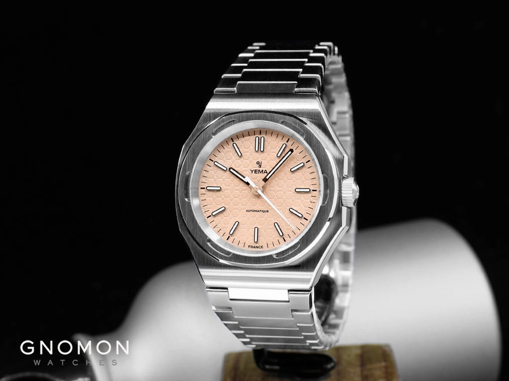 Urban Traveller Salmon