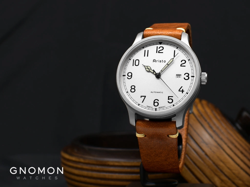 Vintage Marine Grey 42 Leather 3H215A - Sapphire